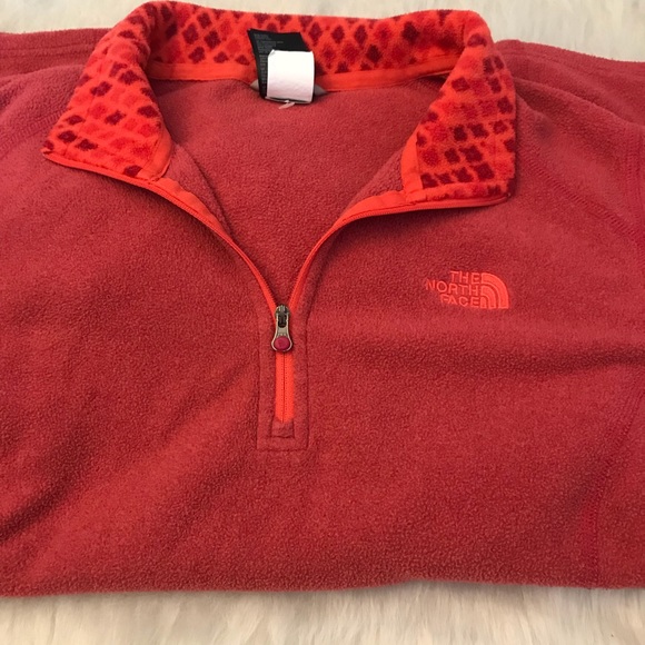 The North Face Jackets & Blazers - Women’s North Face 1/4 zip in Large